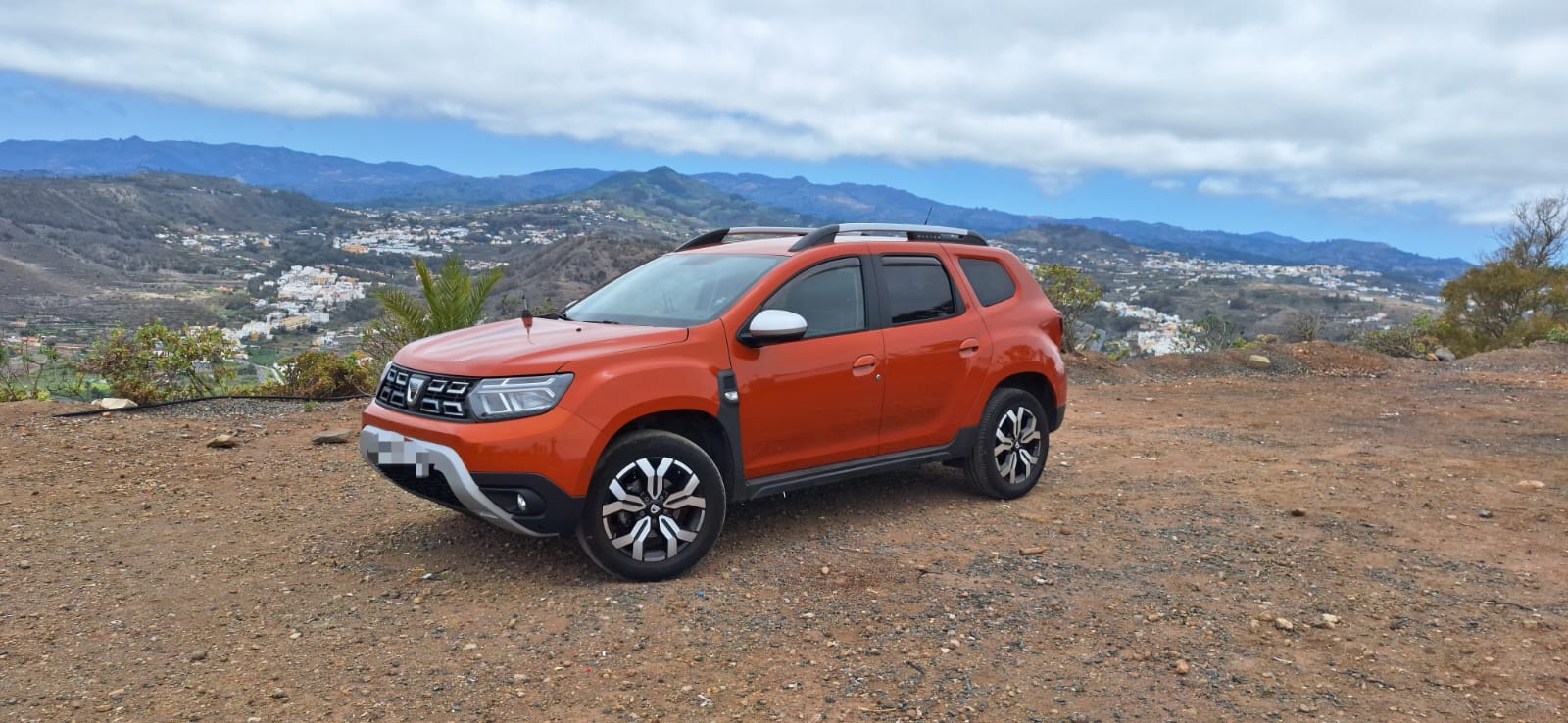 Duster en Gran Canaria.jpg